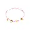 Entdecke das perfekte Accessoire für deinen Look: Das pinke Kordelarmband mit goldfarbenen Buchstaben, die „LOVE“ buchstabieren. Mit dem verstellbaren Knotenverschluss passt es sich deinem Handgelenk ideal an. Mach dein Outfit einzigartig und zeige die Welt, was dir wirklich wichtig ist!.