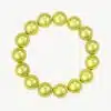 Entdecke das Traumperlen-Armband: 14 glänzende, goldfarbene Perlen schmiegen sich stilvoll aneinander und kreieren ein zeitloses Fashion-Statement. Ob im Alltag oder zu besonderen Anlässen – mit diesem Armband setzt du moderne Akzente und bringt deinen individuellen Stil zum Strahlen. Gönn dir diesen Hauch von Luxus und zieh alle Blicke auf dich!.