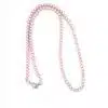Hol dir deinen individuellen Style mit diesem trendigen Accessoire! Stell dir vor: Ein elegantes Band aus rosa Perlen, das nicht nur als Lanyard dient, sondern auch deinem Outfit den ultimativen Touch verleiht. Am Ende des Bandes glänzt ein silberner Clip, der einen transparenten Plastik-Badgehalter fest im Griff hat. Perfekt gestaltet in einer geschwungenen Form auf hellem Hintergrund – einfach modern und stilvoll! Zeig der Welt deine Persönlichkeit auf die coolste Art und Weise! Bereit für dein neues Lieblingsaccessoire?.