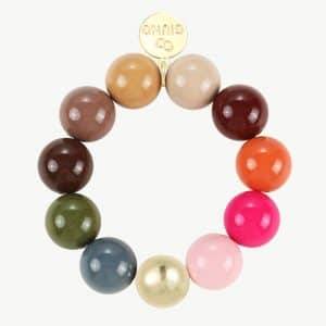 Setze ein Statement mit dem GIUNO Bold Beads Armband - große, glänzende Multicolor-Perlen und ein goldener Anhänger für deinen Look!