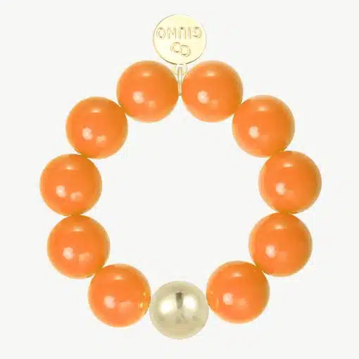 Erlebe mit dem GIUNO Bold Beads Armband mit neun orangefarbenen Perlen und goldenen Akzenten deinen stilvollen Auftritt!.