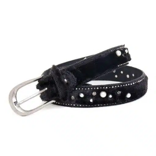 Erlebe Luxus pur: Der GlamFur Belt aus schwarzem Samt mit funkelnden Perlen, Strass und silberner Schnalle - dein Style-Highlight!.