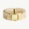 Entdecke dein neues Statement: Ein marmorierter Armreif mit gold-cremigem Highlight - modern, luxuriös, unwiderstehlich.