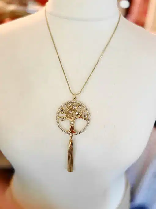 Erlebe mit der goldenen Lebensbaum Kette mit funkelnden Steinen und Quaste pure Eleganz - das Highlight für deinen Style!.