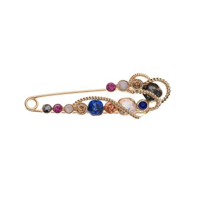 Mit der Jewel Dreams Nadel trägst du eine moderne Gold-Brosche mit funkelnden Edelsteinen in bunten Formen und Größen.