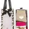 Verwöhne dich mit der Zwillingsherz Geschenkbox: Kuschelsocken im Set, cool verpackt mit Band - Herz- & Hundemotiv inklusive!.