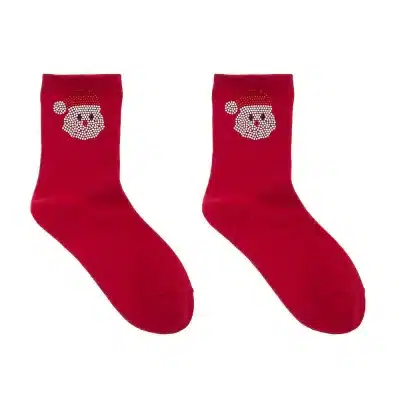 Zieh dir die Santa Sparkle Socks an: knallrote Socken mit coolen Santa-Gesichtern und stylischen weißen Akzenten - Xmas-Vibes pur!.