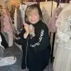 Setz ein Statement: Mit der Leo Glam XL Sweatjacke siehst du stylisch aus und ziehst in jedem Trend-Boutique-Look alle Blicke auf dich!.