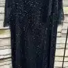 Entdecke dein Gala Shine Kleid: Kurzarm, Schwarz, glitzernde Pailletten, Spitze & Schleife - dein eleganter Auftritt vor Stein!.