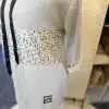 Mit dem Glitz Up Your Day Kleid mit glamourösen Pailletten-Details stichst du modern hervor - probier es im Store an!.