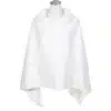 Erlebe den "Classic Touch" Poncho in strahlendem Weiß - stilvoll inszeniert, damit du jedes Outfit modern aufwertest.