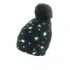 Setze ein Statement mit dieser schwarzen Strickmütze, funkelnden Glitzersteinen und coolem Bommel - dein neuer Trend-Style!.