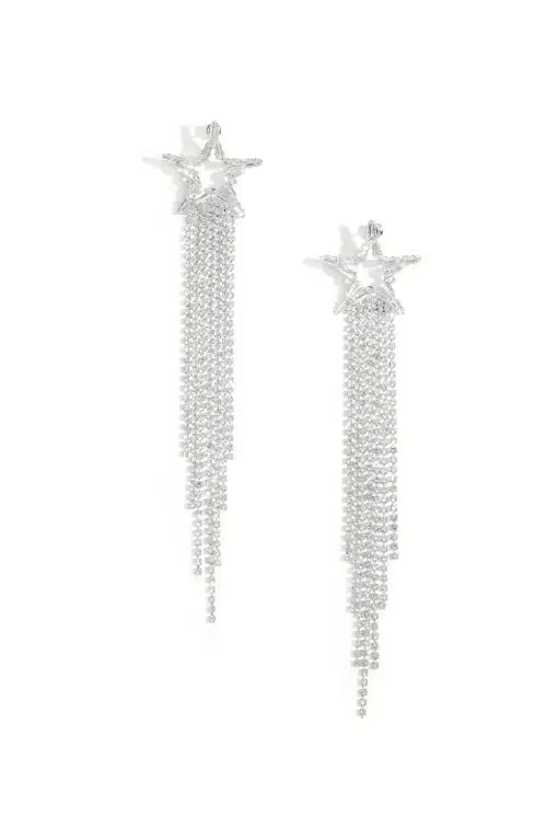 Erlebe den Luxus: Funkelnde Star-Ohrstecker aus Silber mit trendiger Kettenfranse - für deinen stilvollen, eleganten Auftritt.