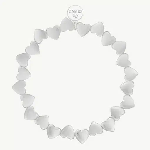 Entdecke dein elegantes Silberarmband mit Herzen, stilvoll im Kreis angeordnet - der runde Anhänger setzt ein Statement.