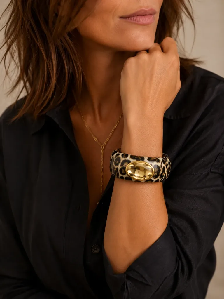 Leopardenarmband mit Stein