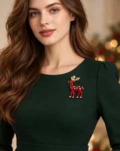Rotes Hirsch-Abzeichen am Kleid